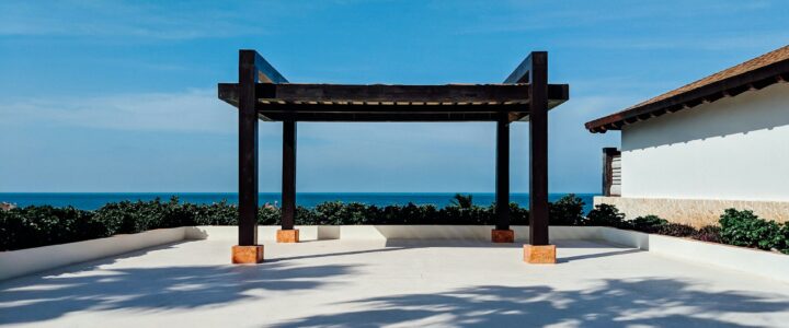 7 Brilliant Ways a Metal Pergola Can Transform Your Outdoor Space