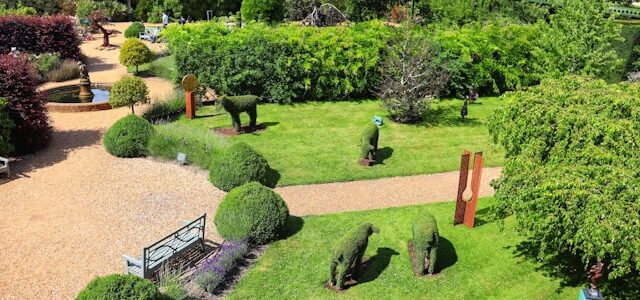 6 Innovative Roof Garden Pergola Designs for Urban Homes